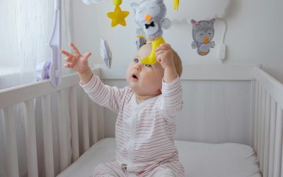 The Perfect Start: Choosing Safe and Engaging Toys for Newborns and Infants